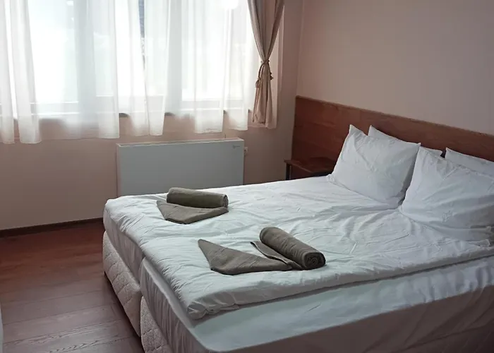 зорница Pensión